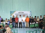 Sekda Tubaba Serahkan Pendistribusian Bantuan Beasiswa BAZNAS