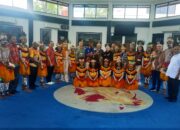 Tarian Darah dan Mahkota Kasuari Sambut Rombongan SKKP
