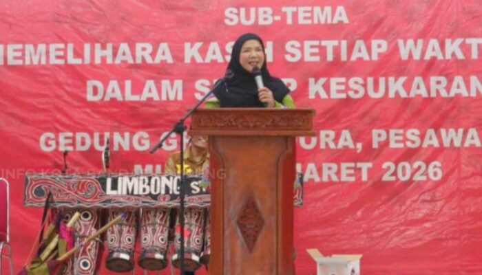 Wali Kota Eva Dwiana Hadiri Pesta Bona Taon dan Pelantikan Pengurus SSSIDB Kota Bandar Lampung