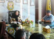 Wali Kota Bandar Lampung, Hj. Eva Dwiana Serahkan Bantuan Pengobatan, Korban Bencana dan Santunan Kematian kepada 15 Warga