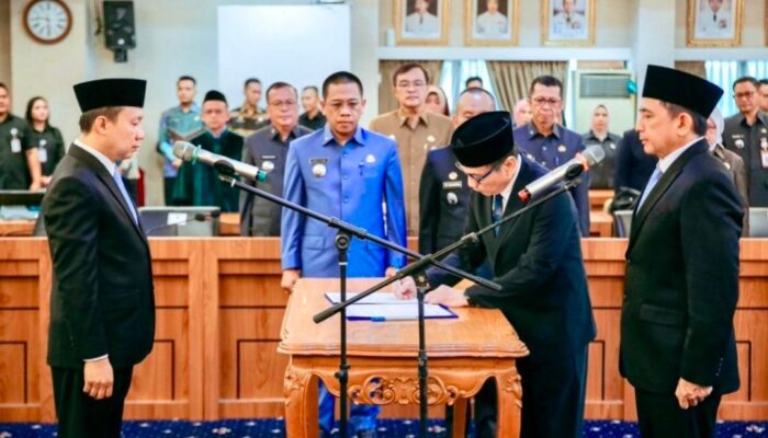 Budhi Darmawan dan Febrizal Levi Sukmana Resmi Dilantik, Pemprov Lampung Lakukan Penyegaran Organisasi