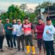 Gotong Royong Jadi Solusi, Warga dan Pemkab Tubaba Kompak Perbaiki Jalan Rusak