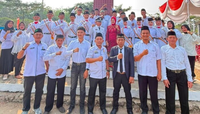 Semarak HUT ke-81 RI, Kepalo Tiyuh Penumangan Bersama Masyarakat Gelar Upacara dan Berbagai Perlombaan