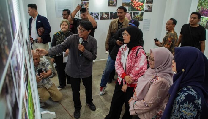 Hari Tani Nasional, PFI Malang Hadirkan Pameran Foto “Tanah, Pangan dan Harapan”