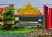 Karpet Merah Disdikbud Bandar Lampung untuk Vendor Sleman: Matikan UMKM Lokal demi Mebel Miliaran