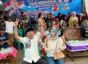 Kampanye Akbar Hendarwan calon kepalo tiyuh Pulung Kencana nomer urut 2 di banjiri pendukung